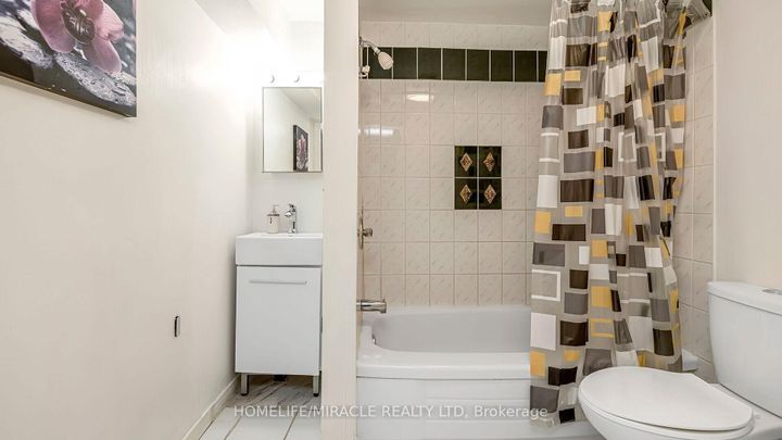 Photo 42 at 52 - 1290 Bridletowne Circle, L'Amoreaux, Toronto