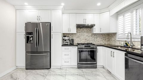 Photo 17 at 52 - 1290 Bridletowne Circle, L'Amoreaux, Toronto