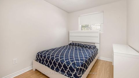 Photo 23 at 52 - 1290 Bridletowne Circle, L'Amoreaux, Toronto