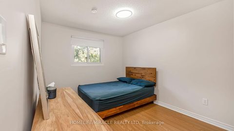 Photo 25 at 52 - 1290 Bridletowne Circle, L'Amoreaux, Toronto