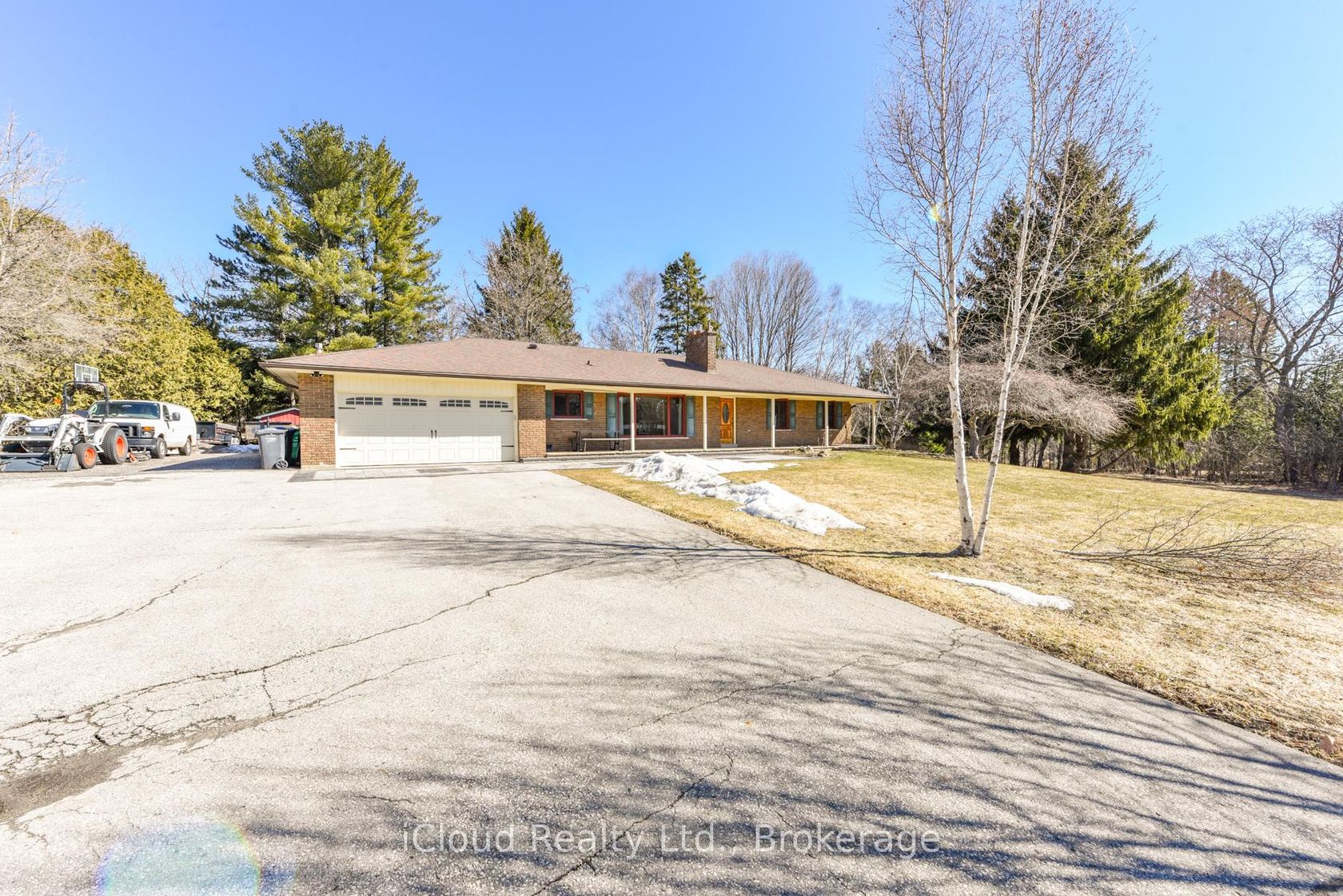 3 Cedar Drive, Rural Caledon, Caledon by Loree Meneguzzi Real Estate 3 Cedar Drive, Rural Caledon, Caledon