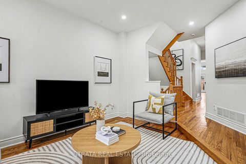 Photo 3 at 423 Manor Road E, Mount Pleasant East, Toronto