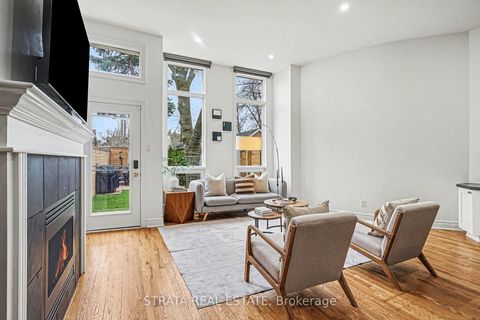 Photo 9 at 423 Manor Road E, Mount Pleasant East, Toronto