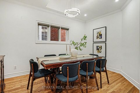 Photo 10 at 423 Manor Road E, Mount Pleasant East, Toronto