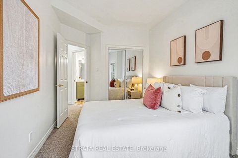 Photo 21 at 423 Manor Road E, Mount Pleasant East, Toronto