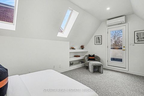 Photo 24 at 423 Manor Road E, Mount Pleasant East, Toronto