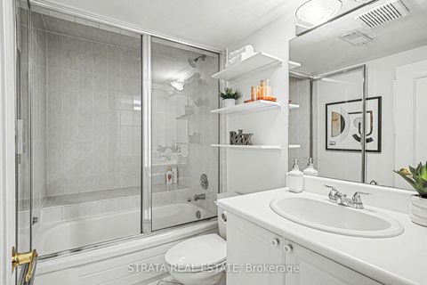 Photo 30 at 423 Manor Road E, Mount Pleasant East, Toronto