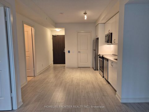 Photo 4 at 1915 - 4955 Yonge Street, Willowdale East, Toronto