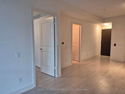 Photo 5 at 1915 - 4955 Yonge Street, Willowdale East, Toronto