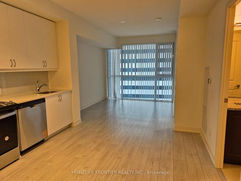 Photo 7 at 1915 - 4955 Yonge Street, Willowdale East, Toronto