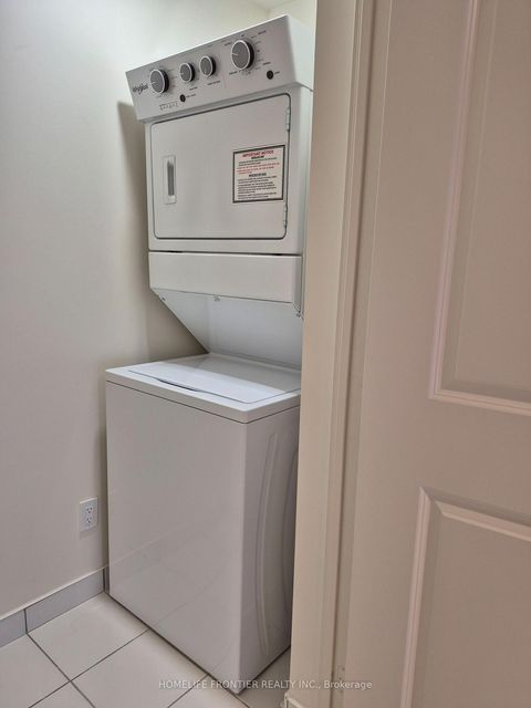 Photo 14 at 1915 - 4955 Yonge Street, Willowdale East, Toronto