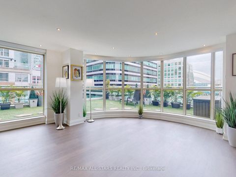 Photo 2 at 711 & 712 - 36 Blue Jays Way, Waterfront Communities C1, Toronto