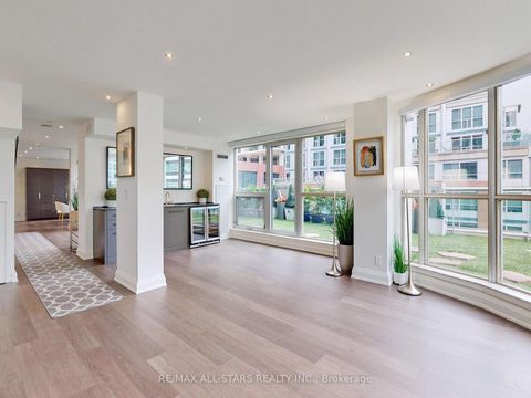 Photo 3 at 711 & 712 - 36 Blue Jays Way, Waterfront Communities C1, Toronto