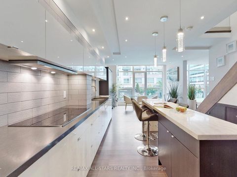 Photo 15 at 711 & 712 - 36 Blue Jays Way, Waterfront Communities C1, Toronto