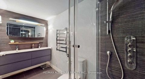 Photo 23 at 711 & 712 - 36 Blue Jays Way, Waterfront Communities C1, Toronto