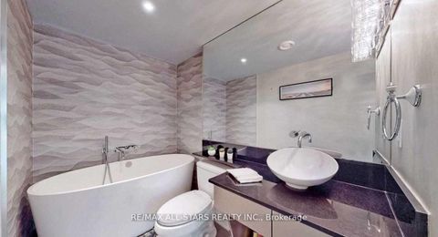 Photo 26 at 711 & 712 - 36 Blue Jays Way, Waterfront Communities C1, Toronto