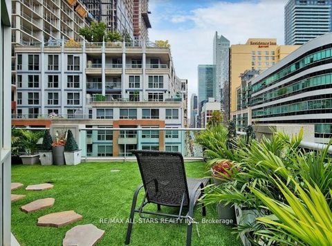 Photo 27 at 711 & 712 - 36 Blue Jays Way, Waterfront Communities C1, Toronto