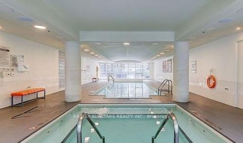 Photo 36 at 711 & 712 - 36 Blue Jays Way, Waterfront Communities C1, Toronto