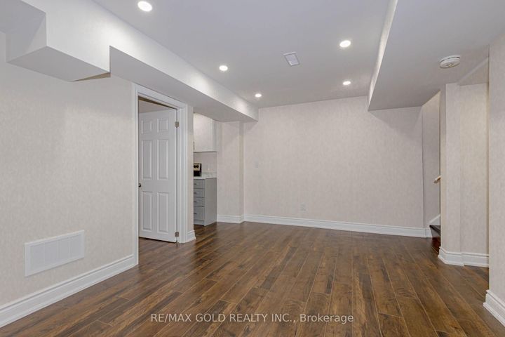 Photo 38 at 154 Brussels Avenue, Wellington, Brampton