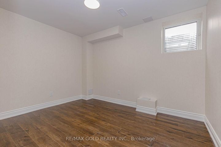 Photo 40 at 154 Brussels Avenue, Wellington, Brampton