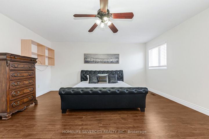 Photo 27 at 19 Vintage Gate, Fletcher's Creek Village, Brampton