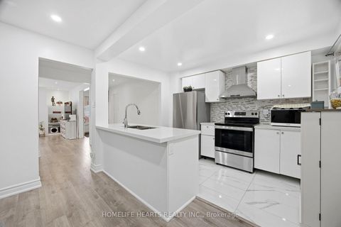 Photo 14 at 4 - 1021 Midland Avenue, Eglinton East, Toronto