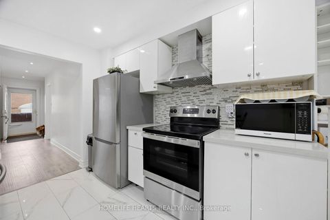 Photo 17 at 4 - 1021 Midland Avenue, Eglinton East, Toronto
