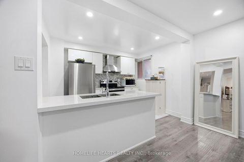 Photo 18 at 4 - 1021 Midland Avenue, Eglinton East, Toronto