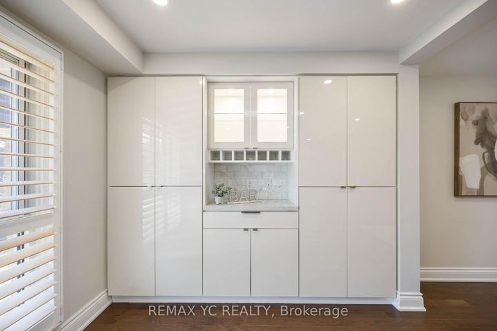 Photo 35 at 118 Tangle Briarway, Bayview Village, Toronto