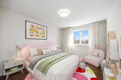 Photo 22 at 118 Tangle Briarway, Bayview Village, Toronto