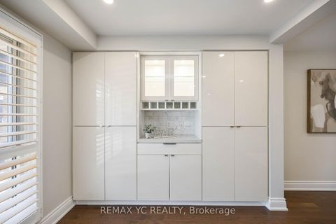 Photo 35 at 118 Tangle Briarway, Bayview Village, Toronto