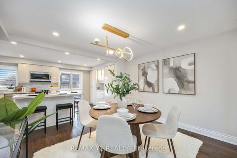 Photo 41 at 118 Tangle Briarway, Bayview Village, Toronto