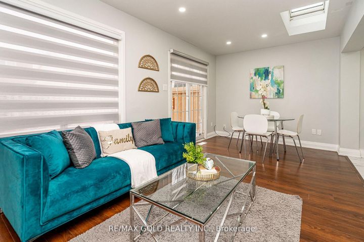 Photo 11 at 13 Martindale Crescent, Brampton West, Brampton