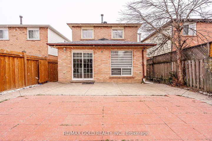 Photo 40 at 13 Martindale Crescent, Brampton West, Brampton