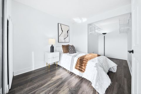 Photo 12 at 2002 - 5 CONCORDE Place, Don Mills, Toronto