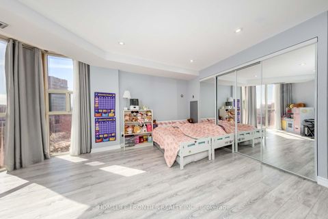 Photo 12 at 704 - 20 Baif Boulevard, North Richvale, Richmond Hill