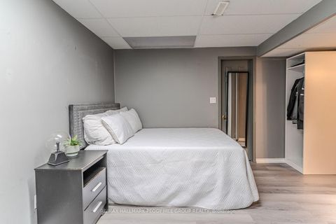 Photo 10 at 17 Bruce Crescent, Bayshore, Barrie