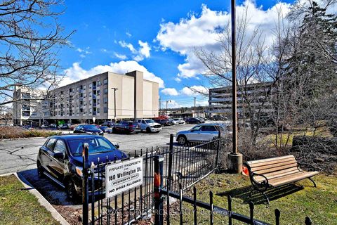 Photo 15 at 212 - 160 Wellington Street E, Aurora Village, Aurora