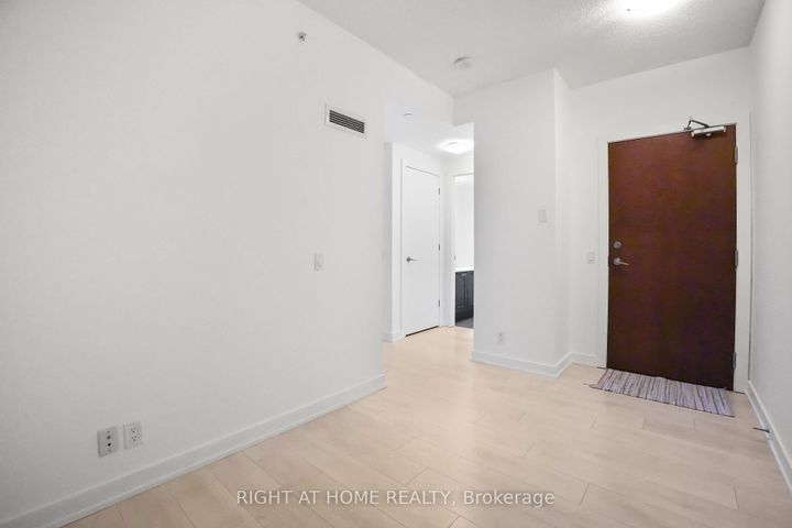 Photo 3 at 3106 - 2220 Lakeshore Boulevard W, Mimico, Toronto