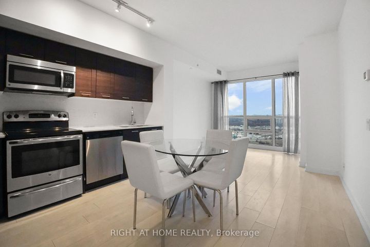 Photo 9 at 3106 - 2220 Lakeshore Boulevard W, Mimico, Toronto