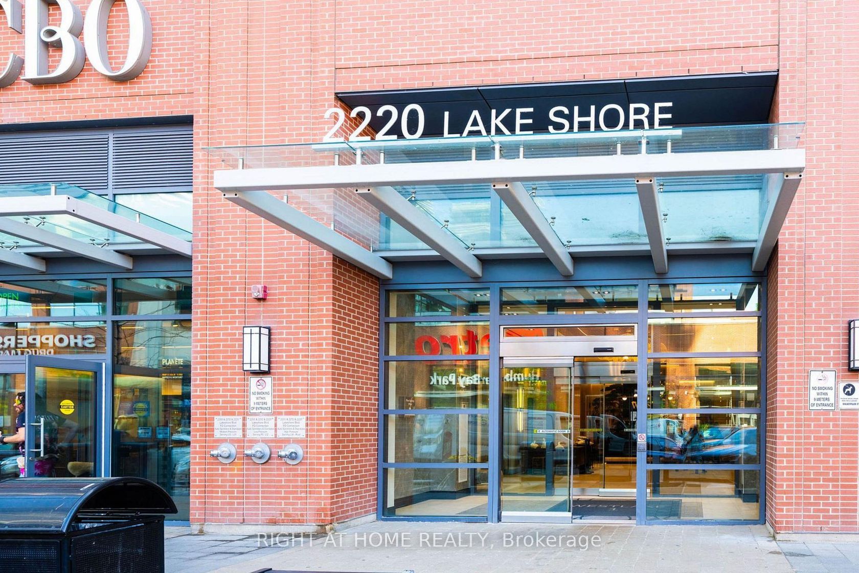 3106 - 2220 Lakeshore Boulevard W, Mimico, Toronto by Loree Meneguzzi Real Estate 3106 - 2220 Lakeshore Boulevard W, Mimico, Toronto