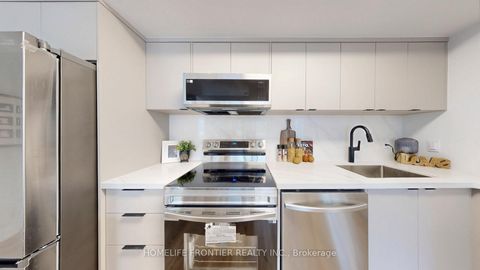 Photo 10 at 223 - 370 Highway 7, Doncrest, Richmond Hill