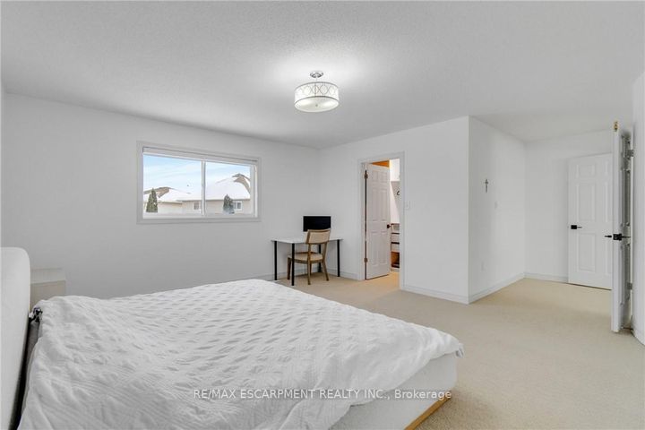 Photo 30 at 191 Hawkswood Trail, Carpenter, Hamilton