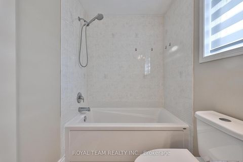 Photo 34 at 186 Madelaine Drive, Painswick South, Barrie