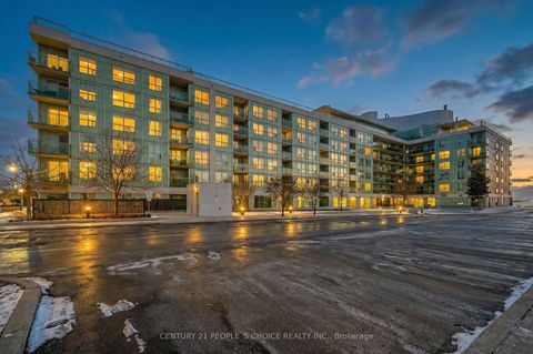 Photo 2 at 617 - 60 Fairfax Crescent, Birchmount, Toronto