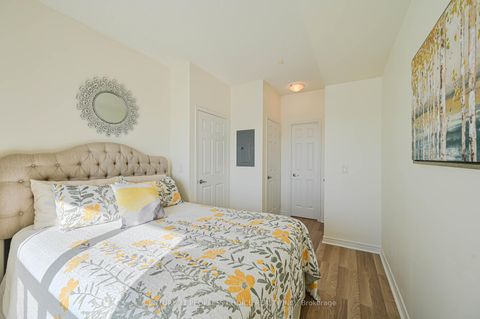 Photo 26 at 617 - 60 Fairfax Crescent, Birchmount, Toronto