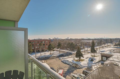 Photo 34 at 617 - 60 Fairfax Crescent, Birchmount, Toronto