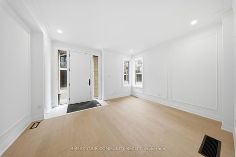 Photo 6 at 44 Globemaster Lane, Oak Ridges, Richmond Hill