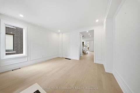 Photo 7 at 44 Globemaster Lane, Oak Ridges, Richmond Hill