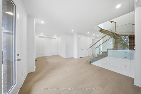 Photo 14 at 44 Globemaster Lane, Oak Ridges, Richmond Hill